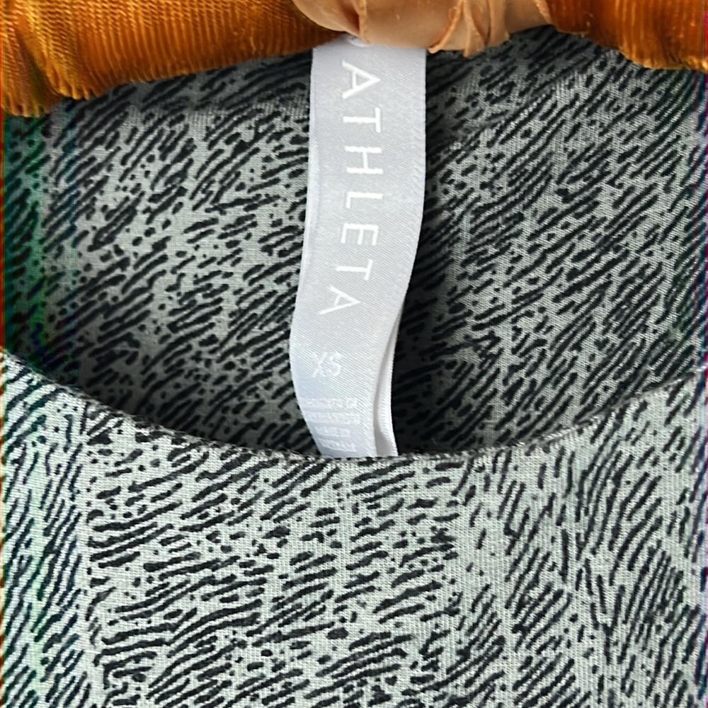 Athleta Santorini Thera Exercise Dress Gray Mojave Laurel Olive Print Sz: XS - Picture 3 of 7